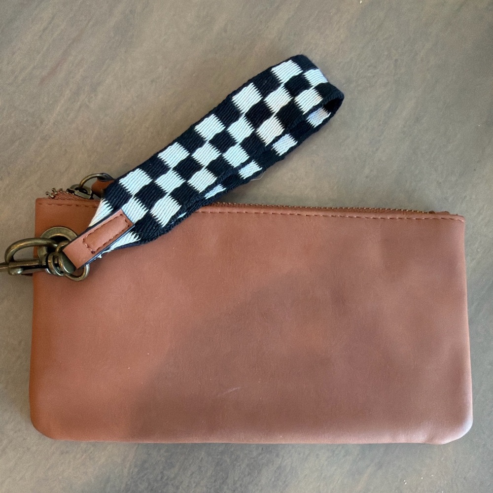Universal Thread Brown Wristlet Wallet Card Holder w/Checkered Strap Like New